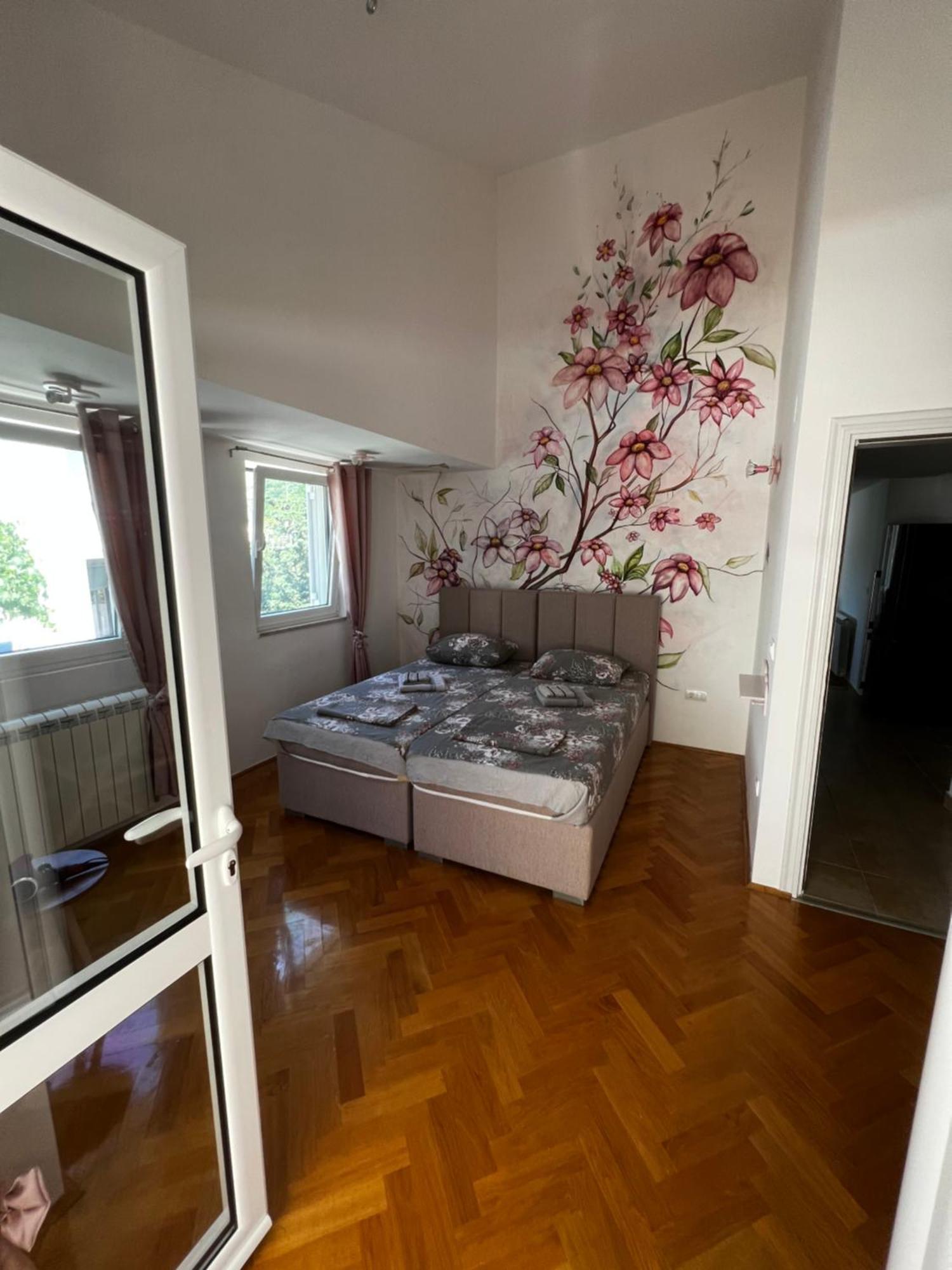 Guest House Mrvaljevic Budva Exterior foto